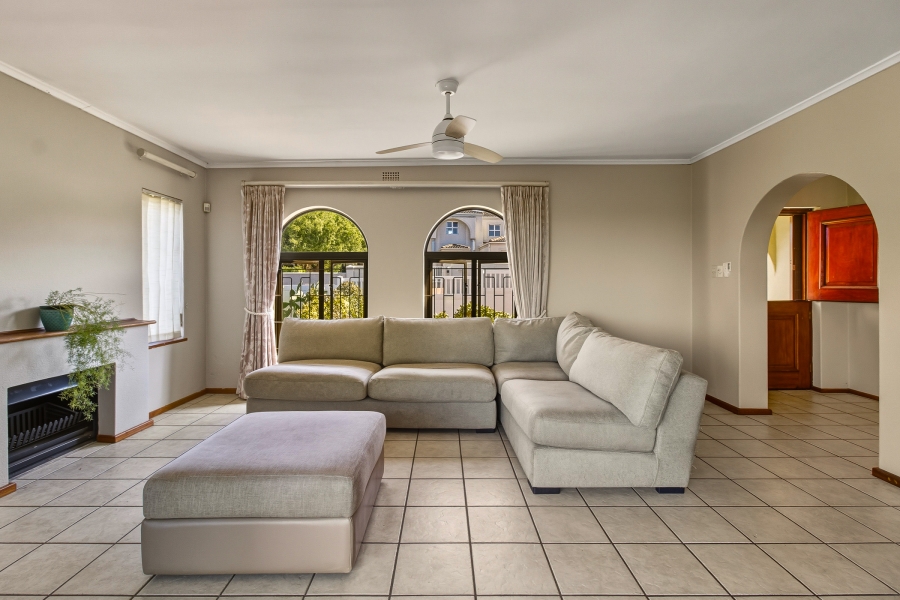 3 Bedroom Property for Sale in Die Wingerd Western Cape